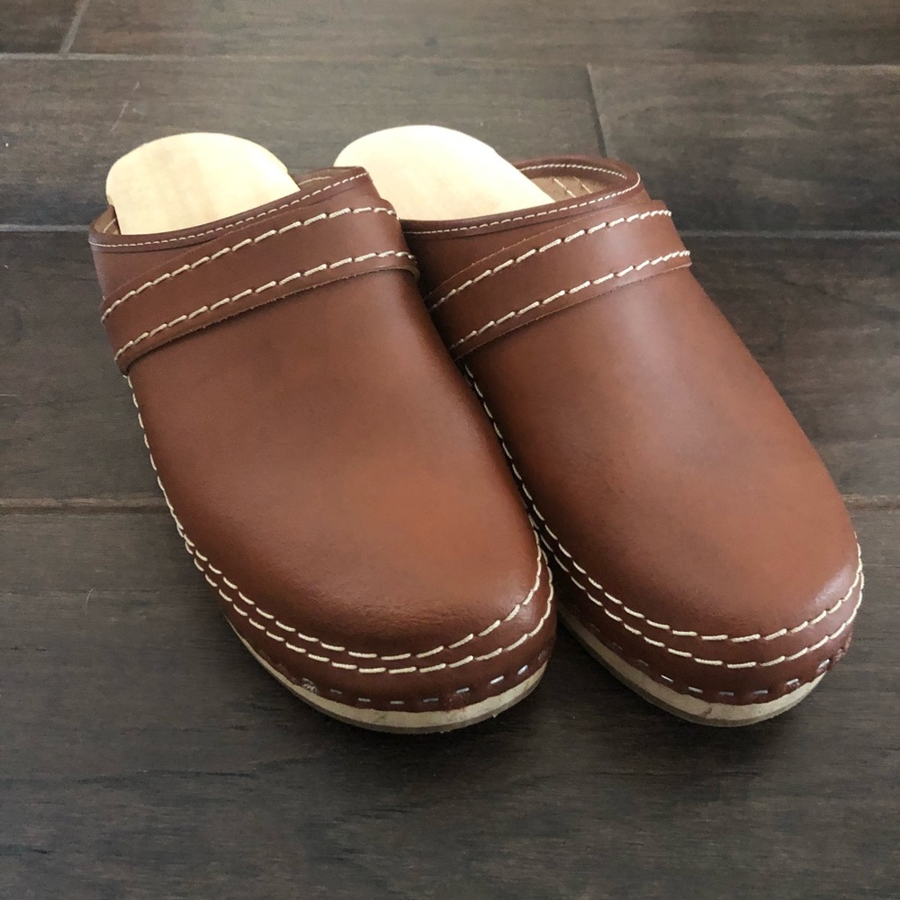 Leather Clogs with Wooden Base - 11